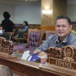 Yan Ipui Soroti Perlakuan Tidak Adil Terhadap Pekerja Berpengalaman di Kutim