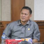 Yan Ipui Ajak Perusahaan dan Pekerja untuk Patuhi Hukum dengan Tegas